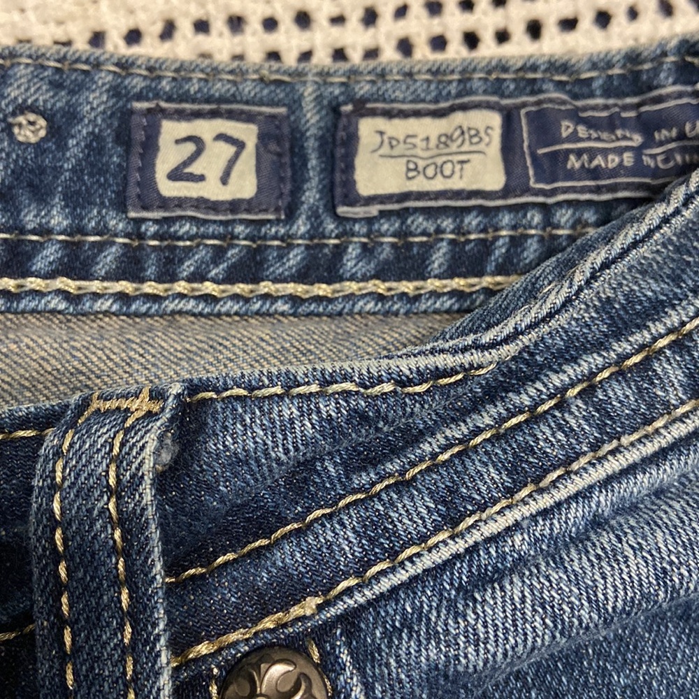 Miss Me Jeans - Size 27 x 26” - Tag says boot - these were hemmed Preloved - Picture 4 of 10